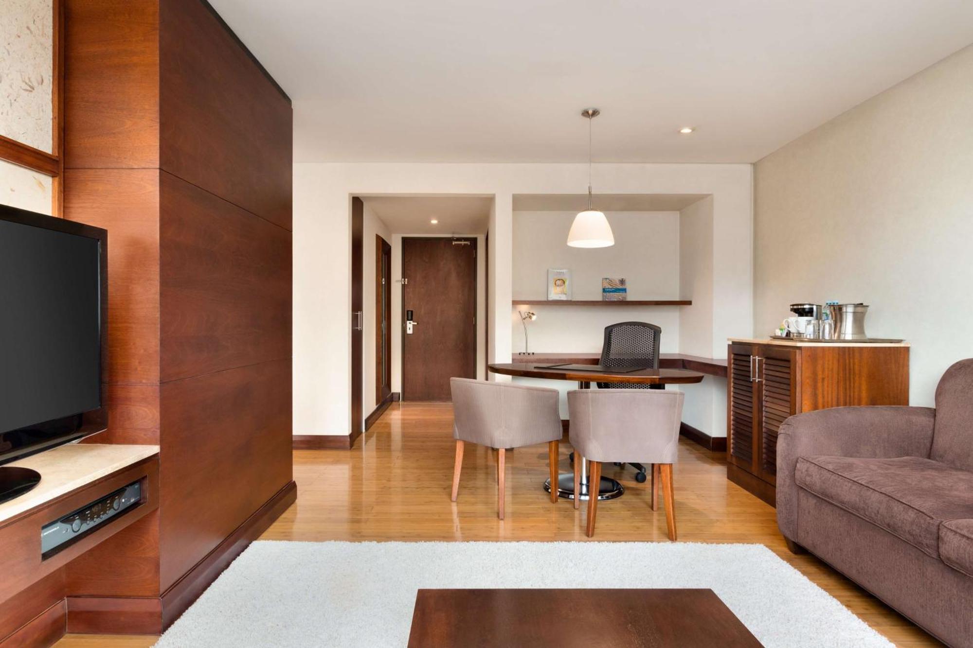 Hilton Colon Quito Hotel Εξωτερικό φωτογραφία